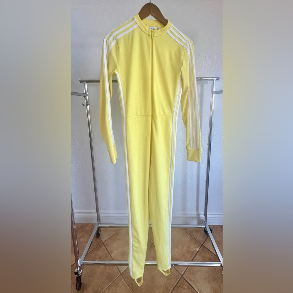 Adidas Premium Yellow jumpsuit with stirrup leggings size M
